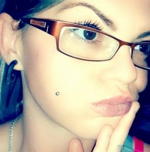 Meet your Posher, Samantha